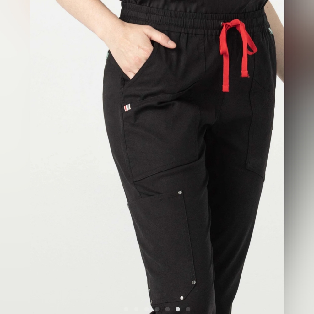 MEDICLO BLACK Women's Scrub Set XS (Joggers Petite Length) EUC - Picture 6 of 16